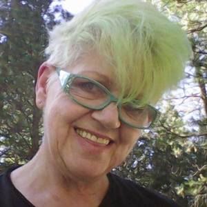 Meet your Posher, Kelly